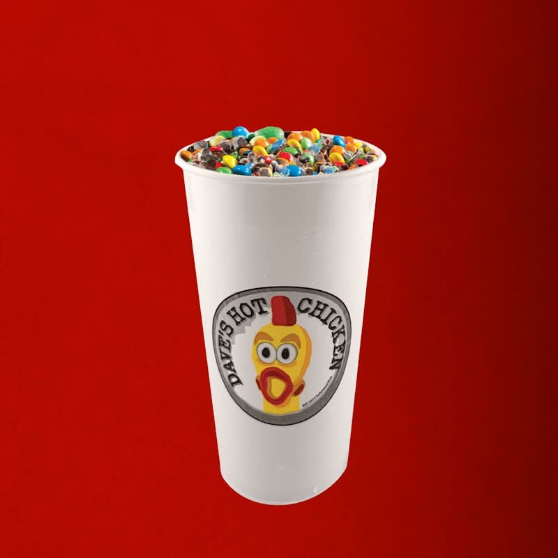 Regular M&M Top Loaded Shake