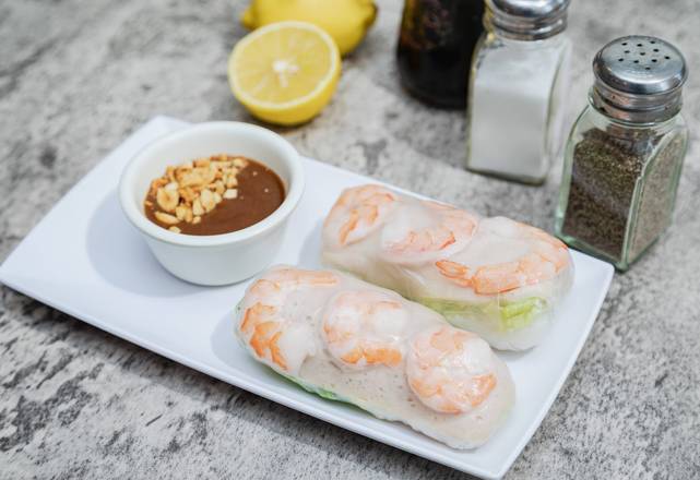 Spring Rolls (Gỏi Cuốn Tôm Thịt) (2 Rolls)