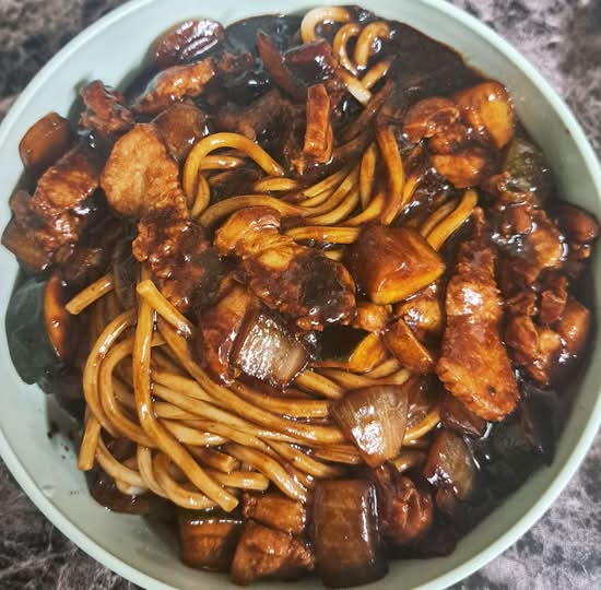 Jjajangmyeon