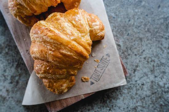 Plain Croissant