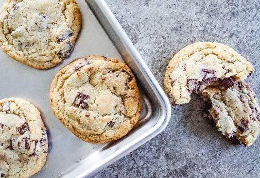 Chocolate Chip Cookie