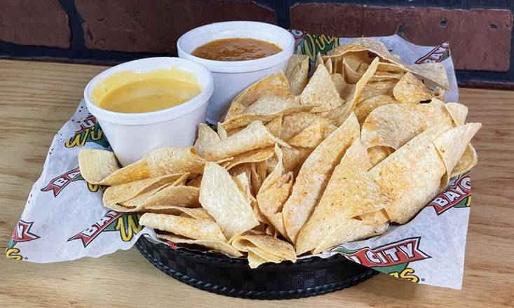 Chips Salsa and Queso