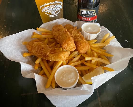 FISH N CHIPS 4PC.