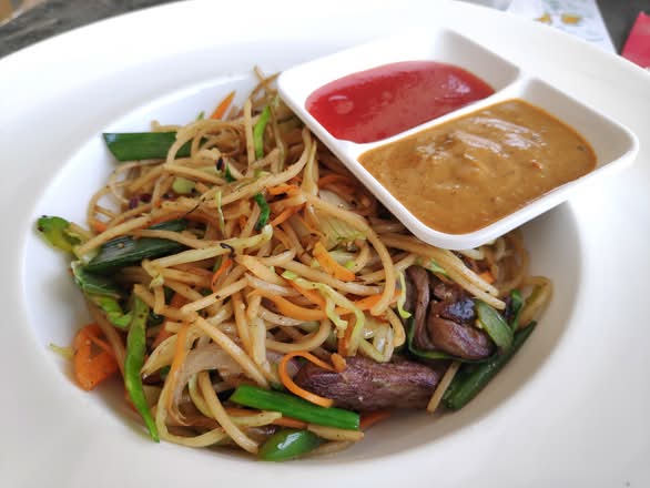 BUFF CHOWMEIN