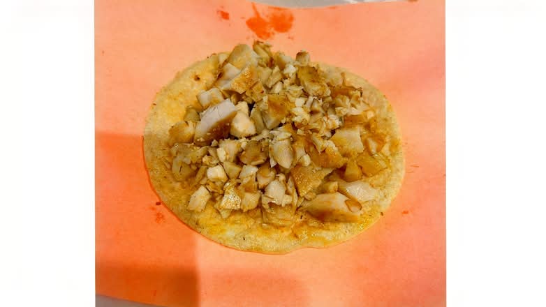 Pollo / Chicken (Burritos)