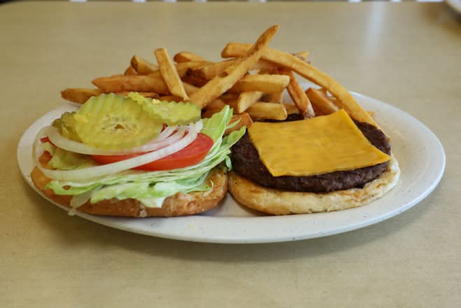 Frank’s Cheeseburger