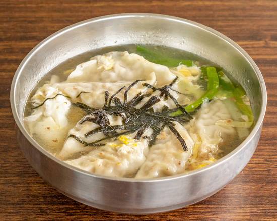 Dumpling Soup 만두국