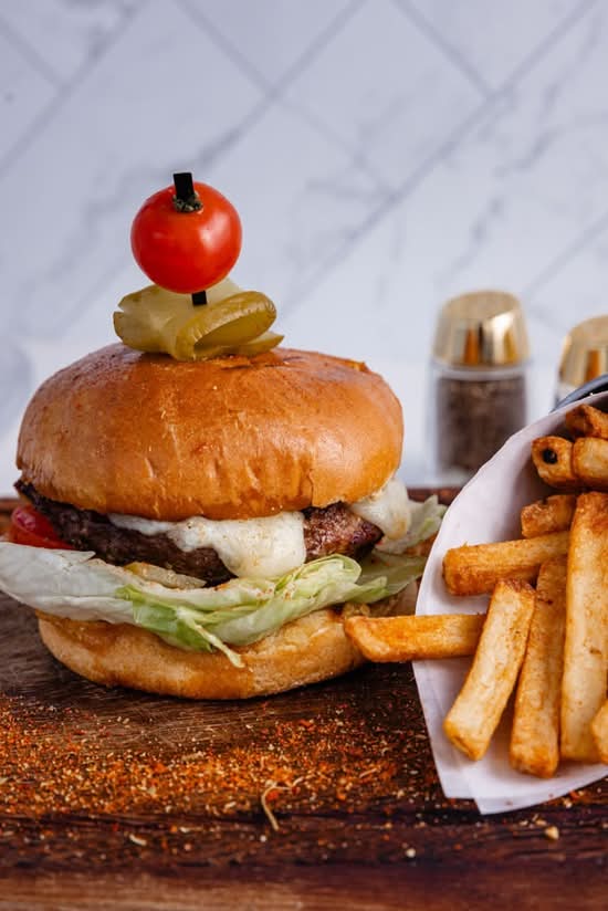 Mandolin Burger
