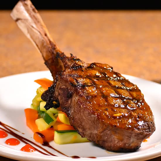 Chuleton de Ternera / Veal Chop
