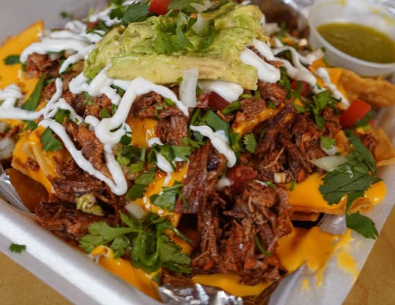 BIRRIA NACHOS