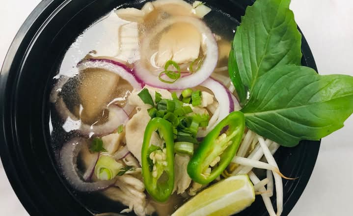 VEGAN PHO NOODLE BOWL