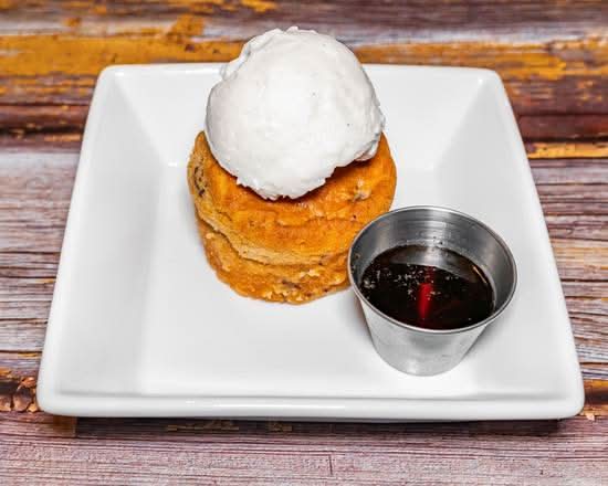 Whiskey Maple Cake