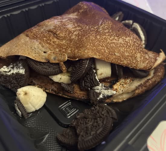 Personaliza tu crepa/Make your crepe with 3 toppings