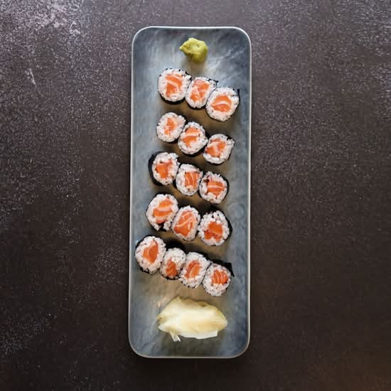 Salmon Roll