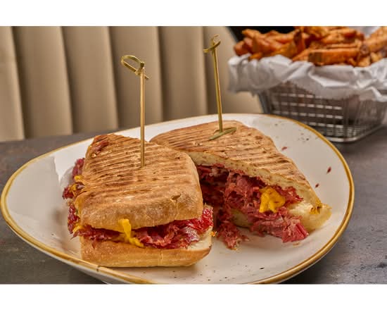 Corned Beef Reuben