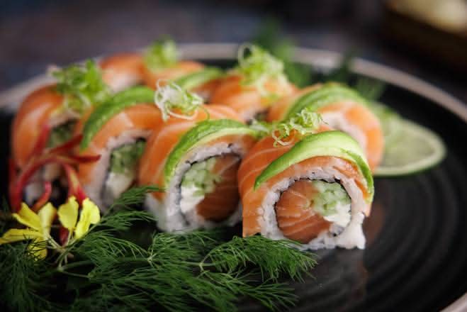 Ultimate Philly Roll (6-8 Pcs)