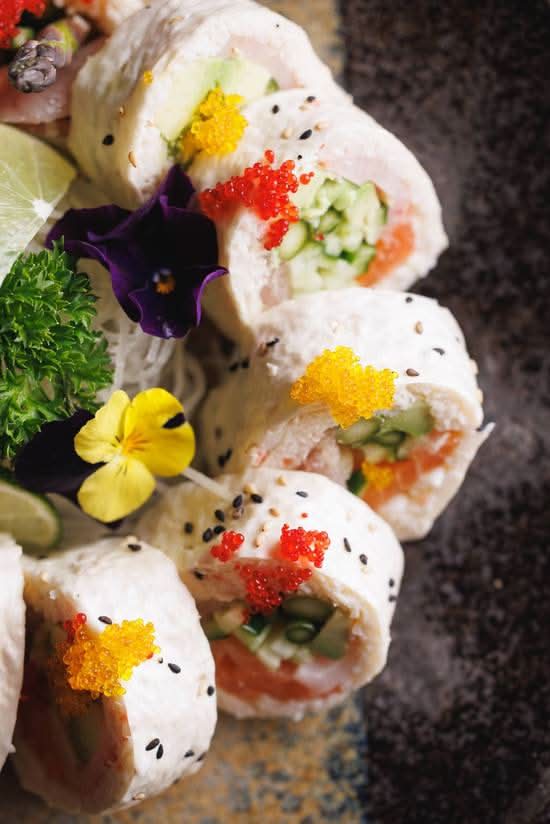 Sashimi Roll (6-8 Pcs)