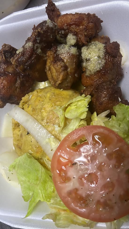 Chicharrones de Pollo al Ajillo