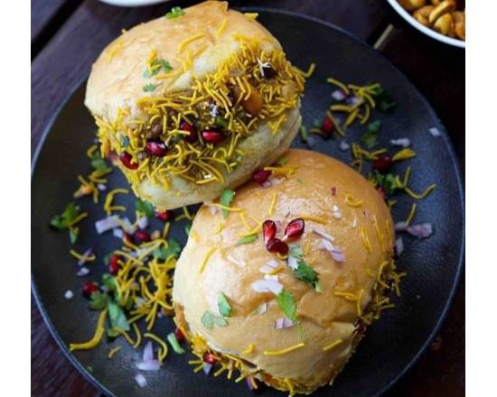 Grilled Spicy Dabeli ( 2 Pcs )