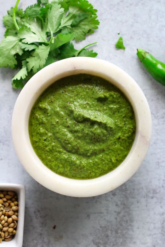 Spicy Coriander Chutney ( 4 oz )( Medium size )
