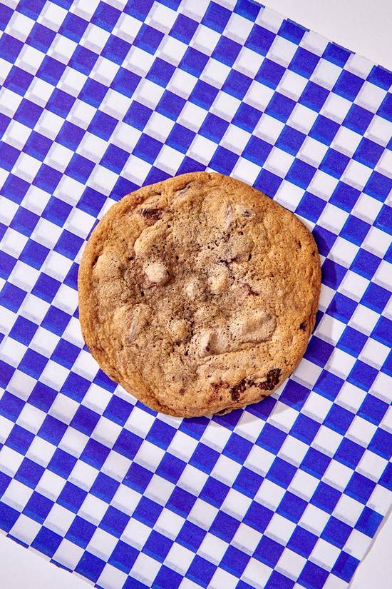Chocolate Chip Cookie