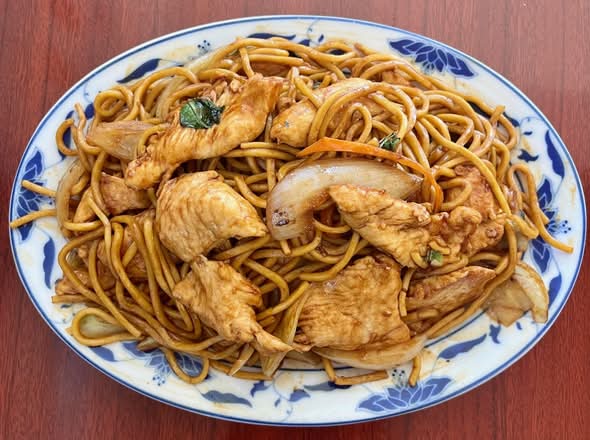 Chicken Lo Mein
