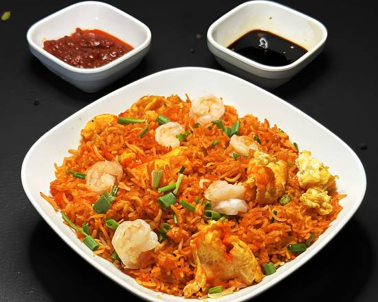 Shrimp Triple Schezwan Noodles