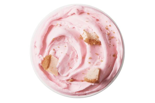 Strawberry Cheesecake BLIZZARD® Treat