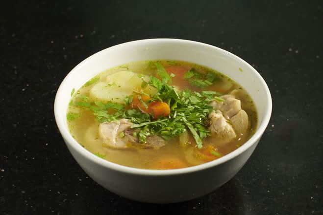 Large chicken Soup w rice