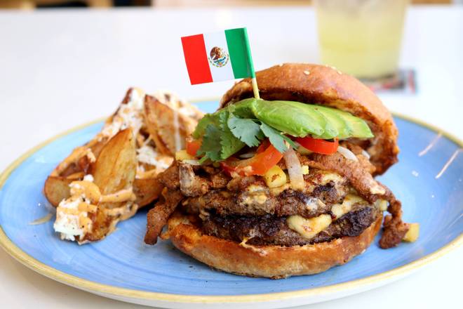 RUBEN'S SMASHED TROMPO BURGER