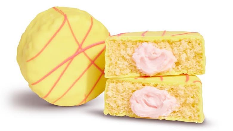 Strawberry Lemonade No Name Cake