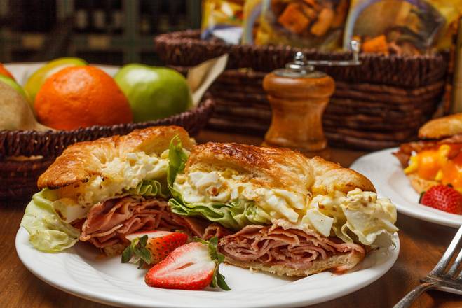 Green, Eggs, and Ham Croissant