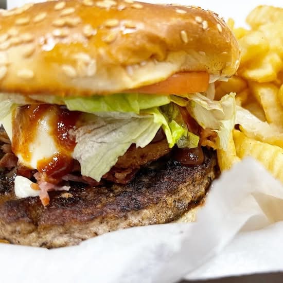 BBQ Western Burger w/Fries