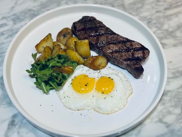 Steak & Egg