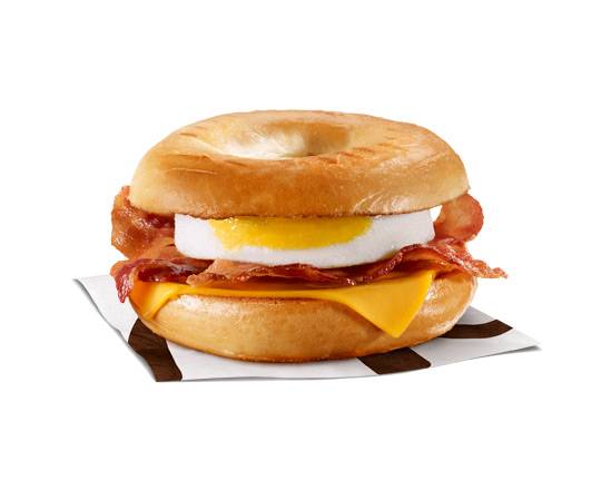 Plain Bacon 'N Egg Bagel [530.0 Cals]