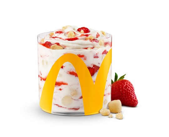 Regular Strawberry Cheesecake McFlurry  [730.0 Cals]