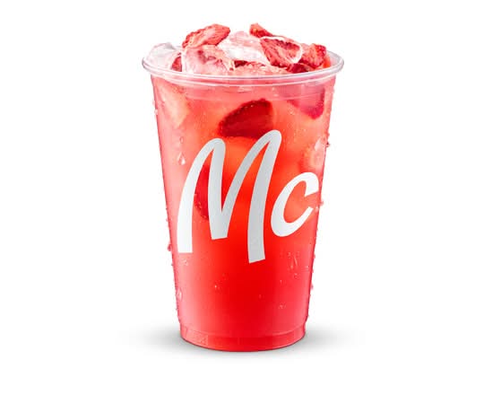 Med Strawberry Watermelon Refresher [160.0 Cals]
