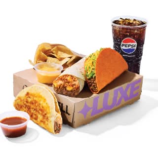 Shredded Beef Dipping Taco Discovery Luxe Box