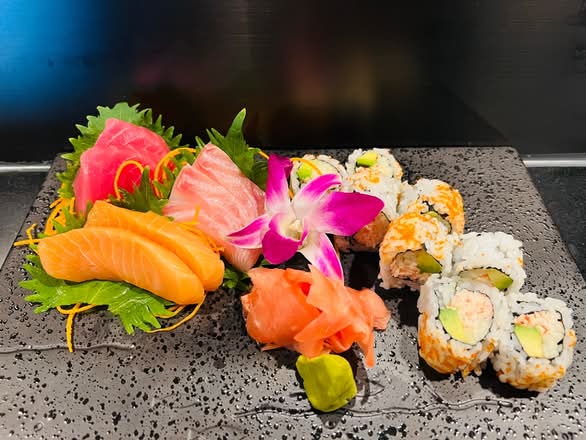 Sashimi Lunch
