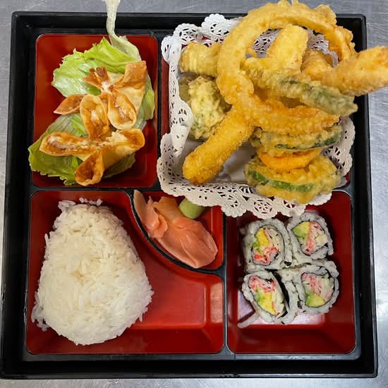 Chicken & Vegetable Tempura Lunch Box