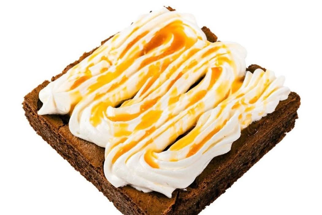 SALTED CARAMEL BROWNIE