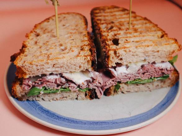 Roast beef sandwich