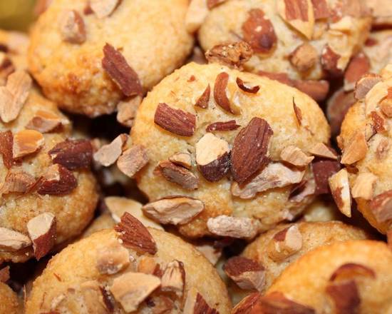 Cracked Almond Paste Cookie