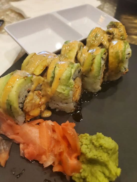 Spicy Crawfish Roll (8 Pcs)