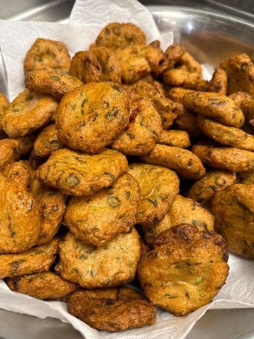1. Fish Cakes (Tod Mun Pla)