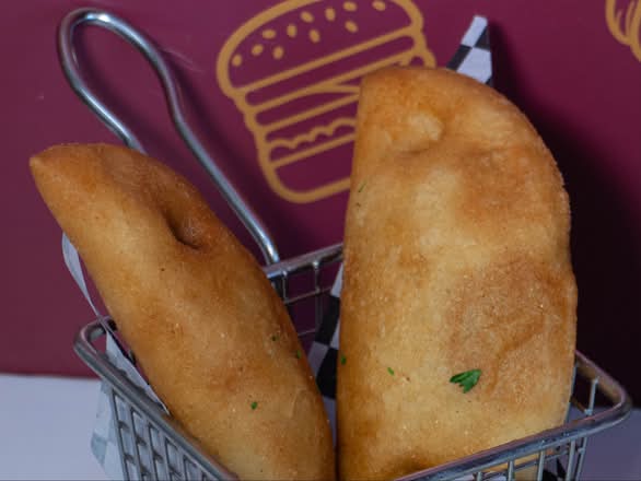 EMPANADA CHICKEN