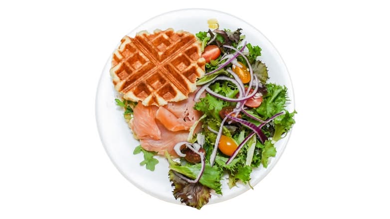 Smoked Salmon Sandwich