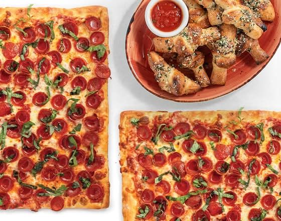 Brooklyn Square Party Pack