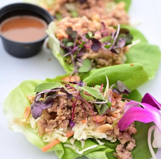 THAI LETTUCE WRAPS