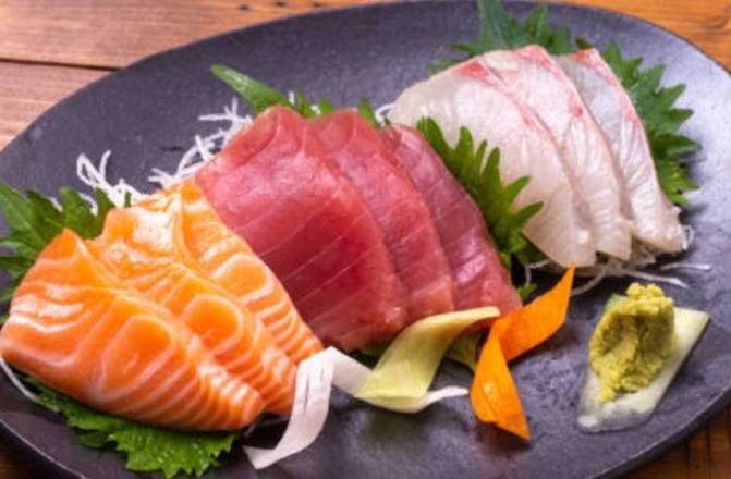 A. 10 Piece Sashimi Combo